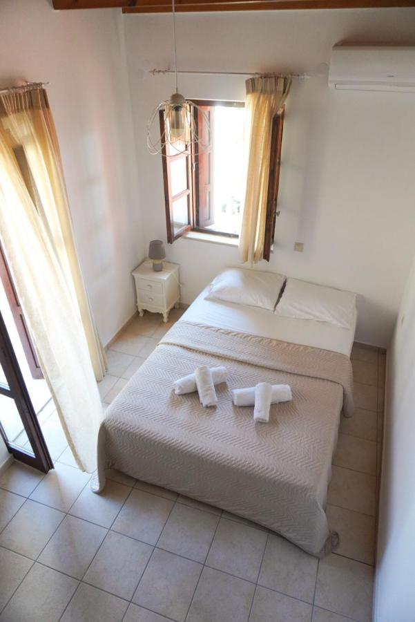 Agapi Holiday Home 罗希姆诺 外观 照片