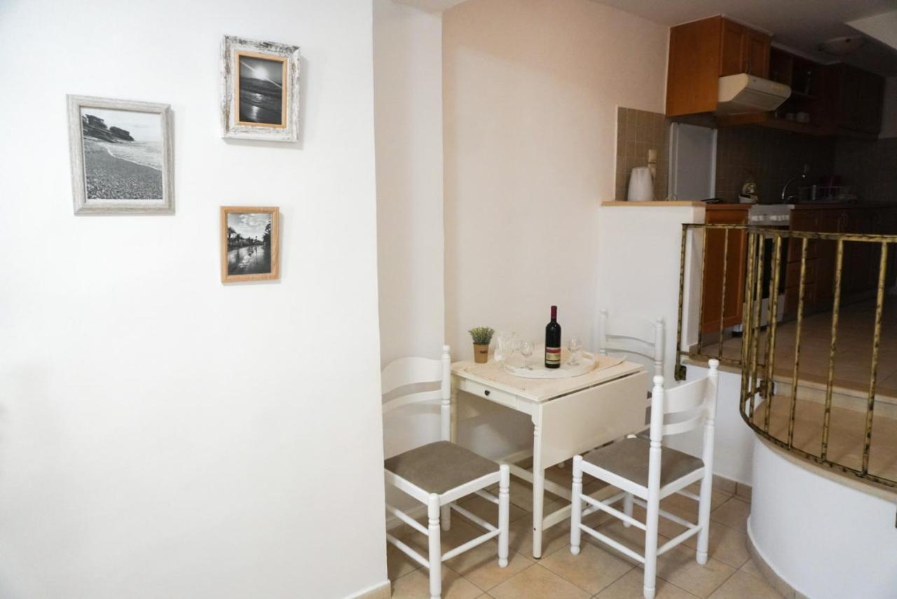 Agapi Holiday Home 罗希姆诺 外观 照片