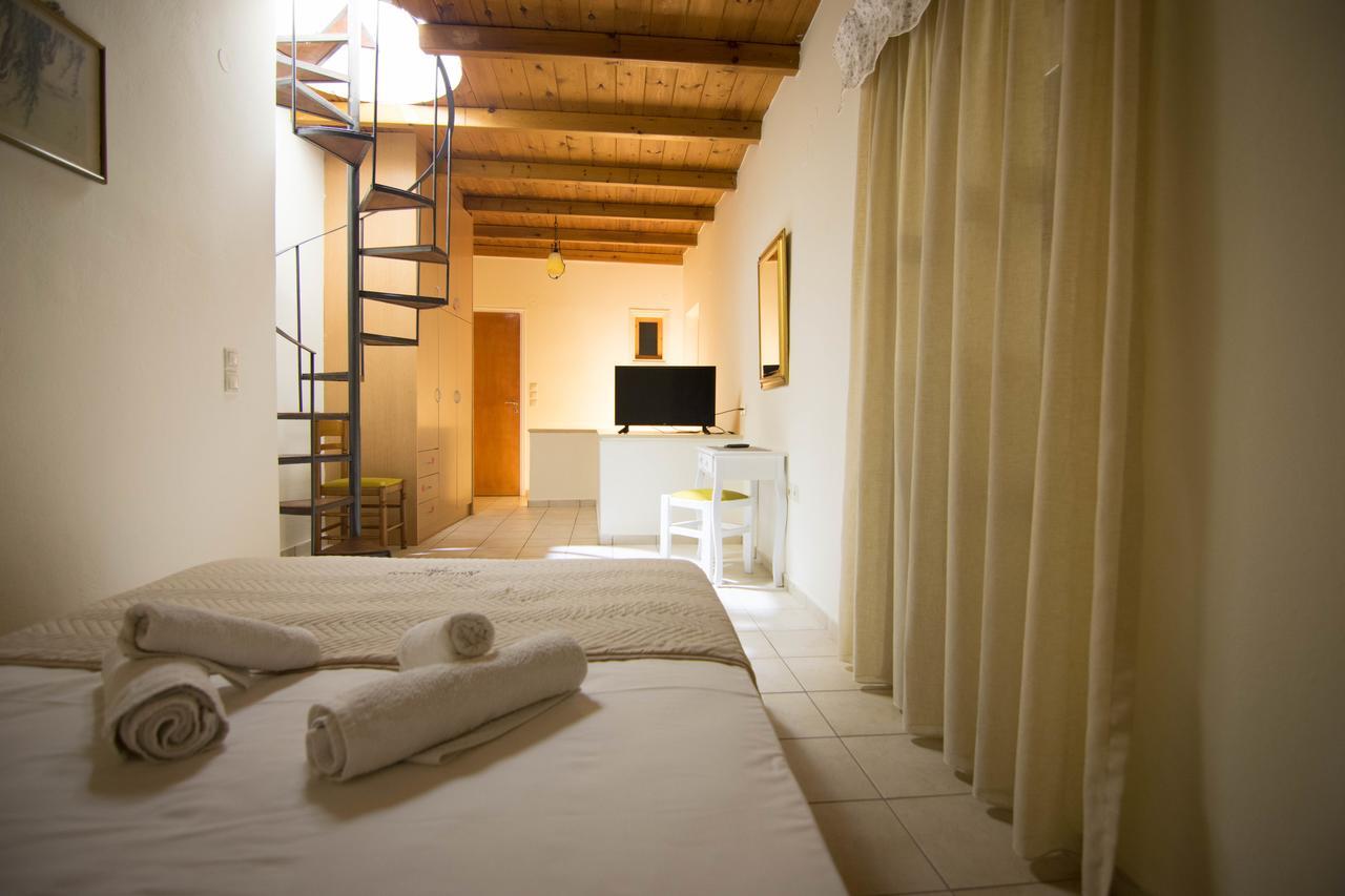 Agapi Holiday Home 罗希姆诺 外观 照片